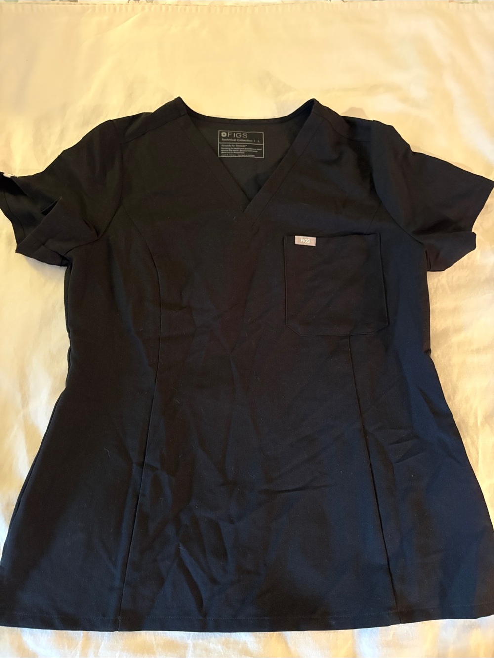 Figs Black V‑Neck Scrub Top with Chest Pocket